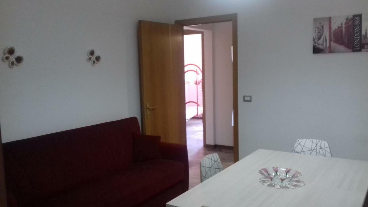 App Sul Lungomare Apartment San Benedetto del Tronto Exterior photo