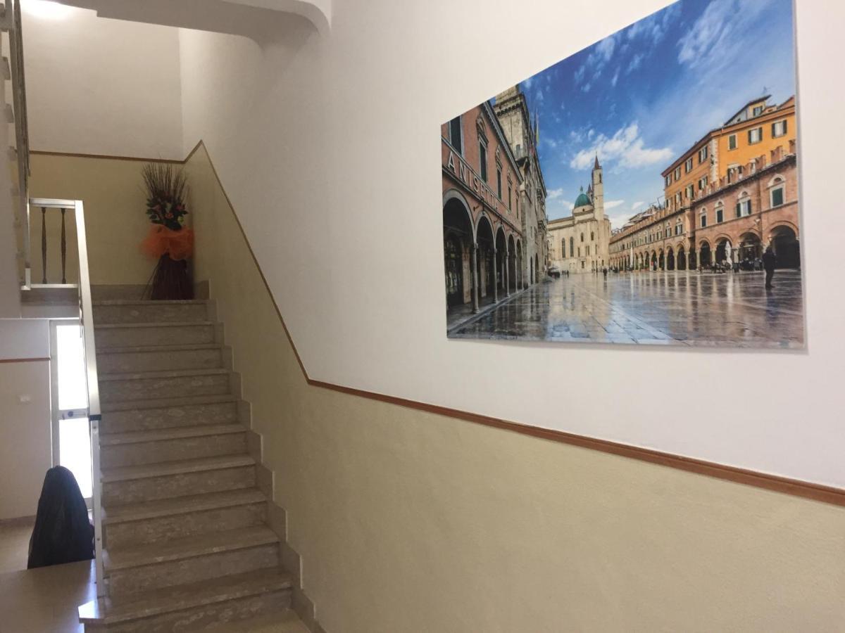 App Sul Lungomare Apartment San Benedetto del Tronto Exterior photo